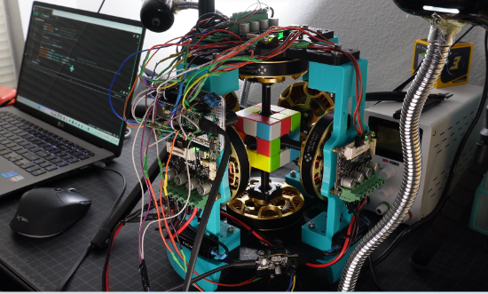 Picture of Rubik’s Cube Solving Robot 2.0 by Aaed Musa 47907 Indiana, United States.